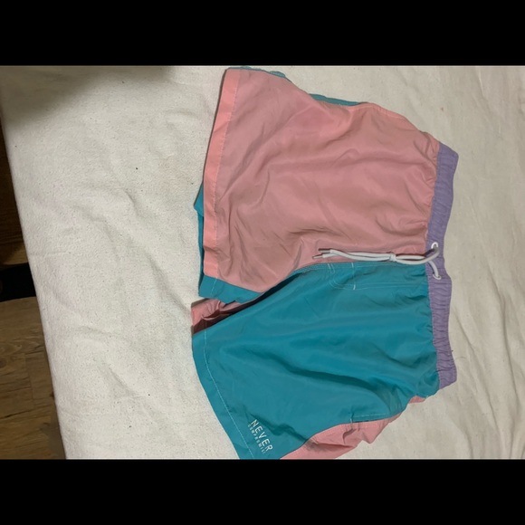 I am selling 6 pairs of gym shorts! - Picture 4 of 11